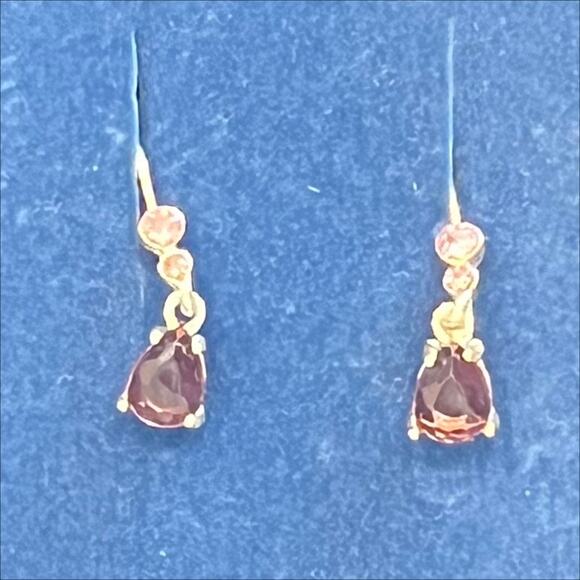 Avon Birthstone Earring and Necklace Gift Set June in Silver and Moonstone - Picture 4 of 9